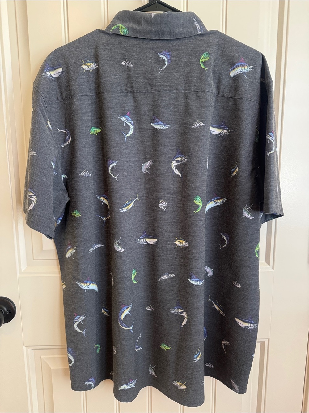 Pelagic Short-Sleeve Button-Down Shirt with Multicolor Fish Print - Picture 3 of 7
